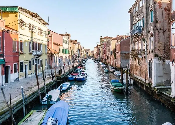 Sant'alvise's - Cannaregio Апартаменты Венеция